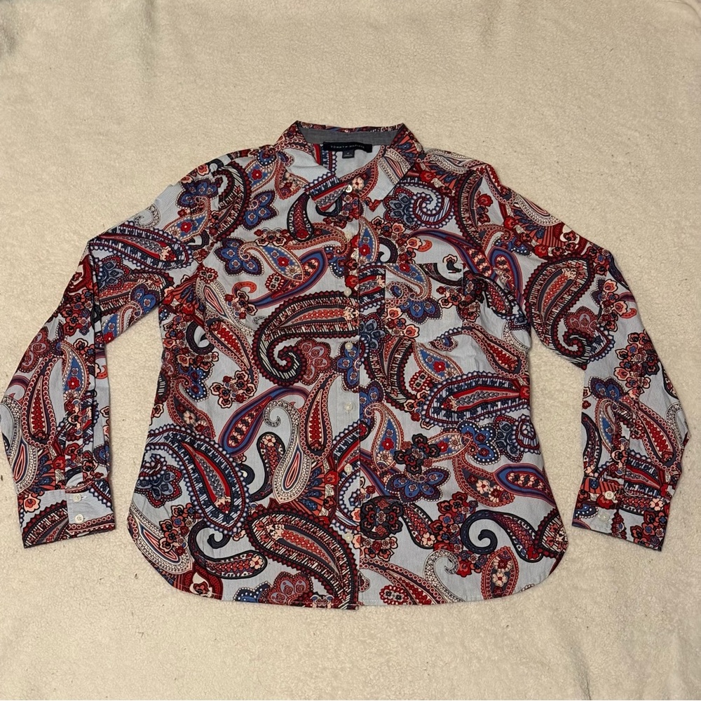 Tommy Hilfiger Women’s Paisley Button Up Roll Tab Long Sleeve With Pockets (Med)